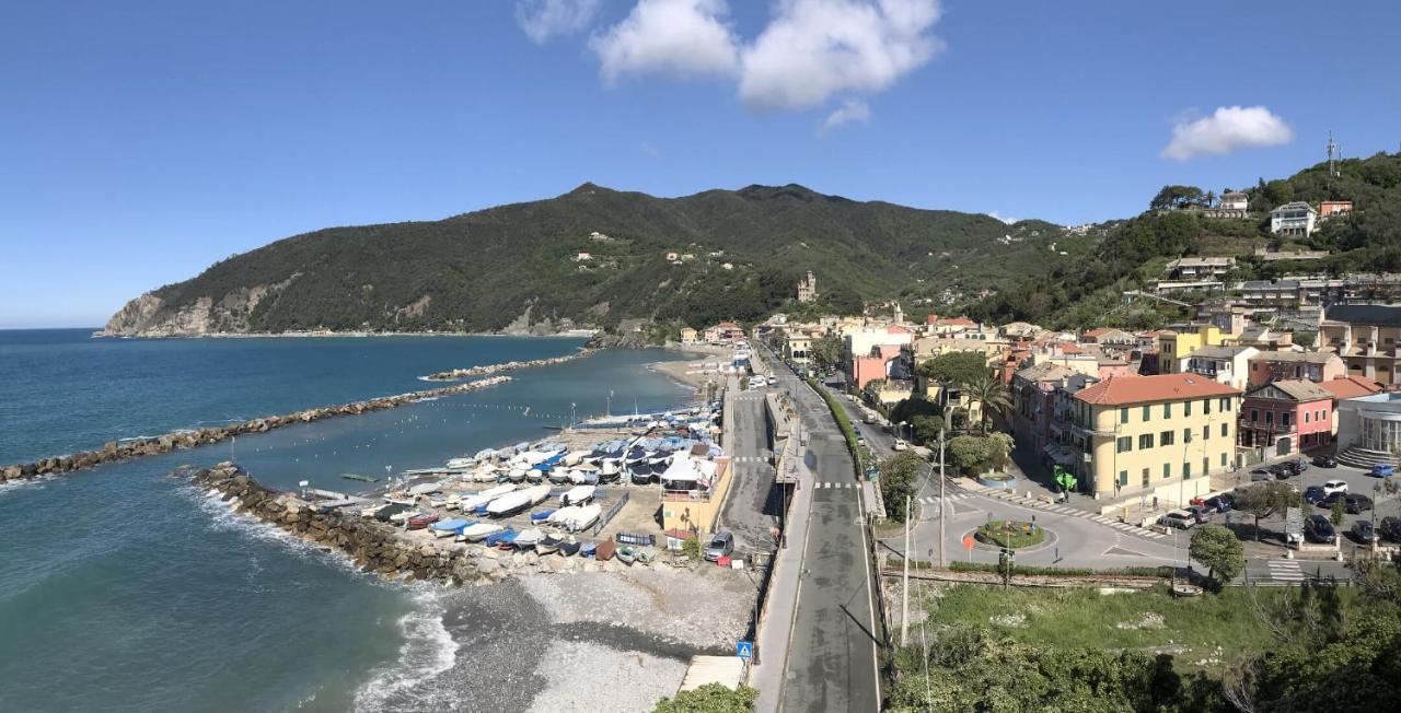 Il Cuore Di Moneglia - Moneglia Apartments Exteriör bild